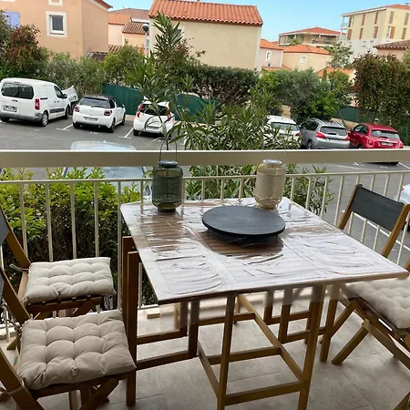 T2 Le Saints Georges 48 M2 Meubles Equipes Clims 2 Balcons Ensoleilles Parking Gratuit Et Wifi *