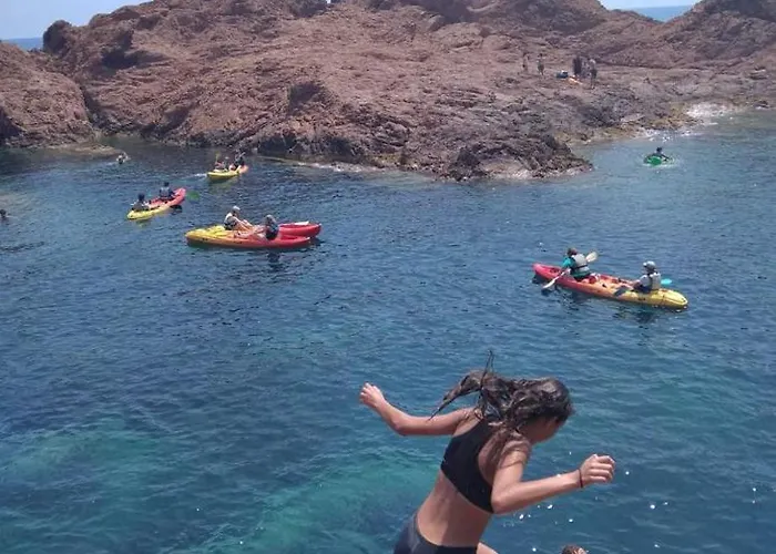 T2 Le Saints Georges 48 M2 Meubles Equipes Clims 2 Balcons Ensoleilles Parking Gratuit Et Wifi Saint-Raphaël