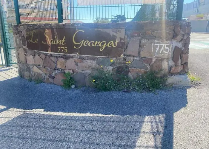 Lägenhet T2 Le Saints Georges 48 M2 Meubles Equipes Clims 2 Balcons Ensoleilles Parking Gratuit Et Wifi Saint-Raphaël