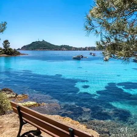 T2 Le Saints Georges 48 M2 Meubles Equipes Clims 2 Balcons Ensoleilles Parking Gratuit Et Wifi Διαμέρισμα