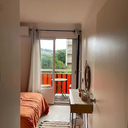 Traversant Le Georges * Saint-Raphael (Var)