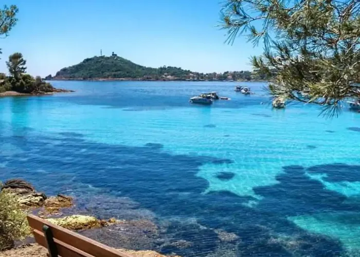 T2 Le Saints Georges 48 M2 Meubles Equipes Clims 2 Balcons Ensoleilles Parking Gratuit Et Wifi Διαμέρισμα